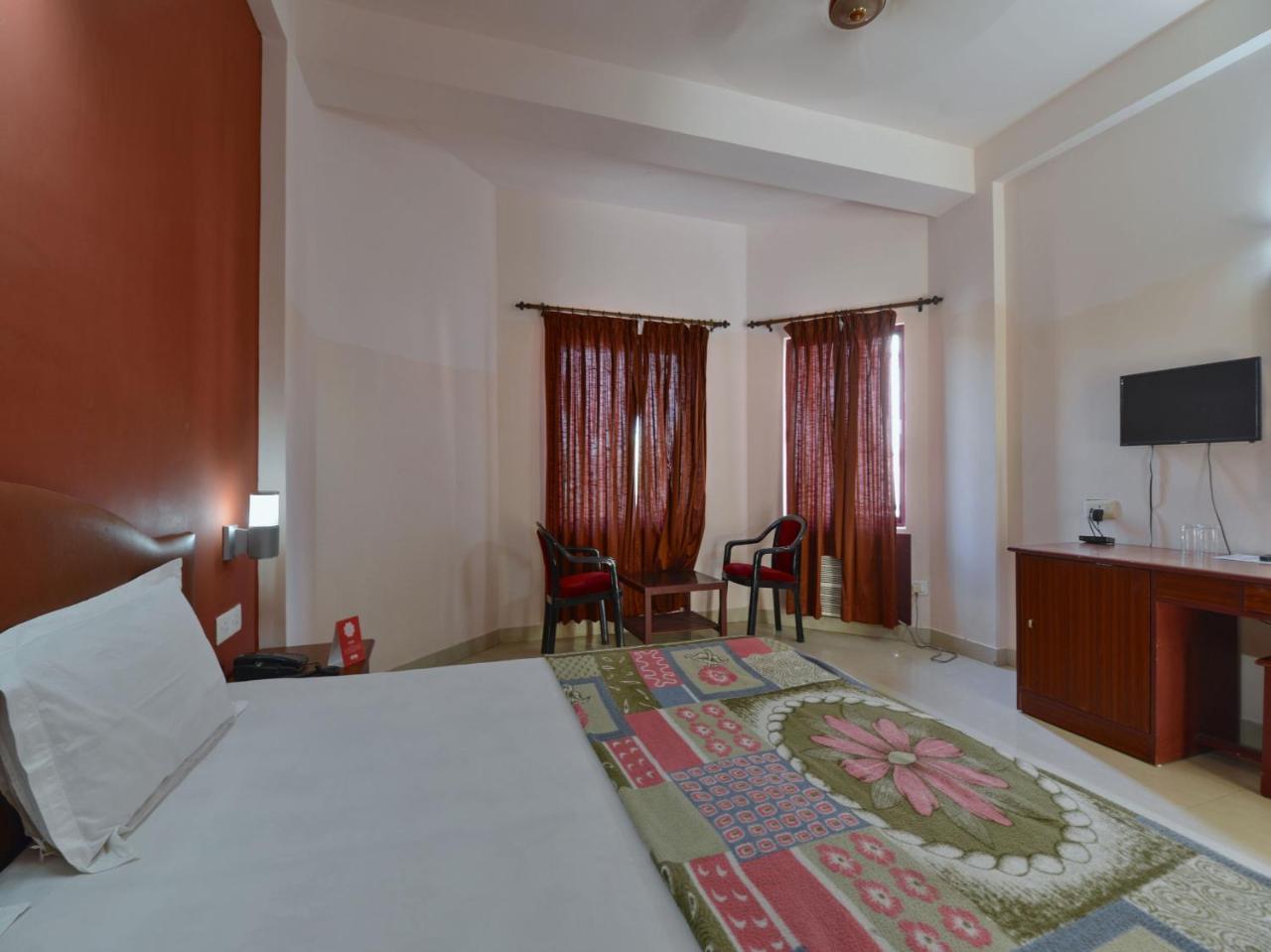 Hotel Rockbay, Puri Swimming-Pool, Near-Sea-Beach-And-Temple Fully-Air-Conditioned-Hotel With-Lift-And-Parking-Facility Zewnętrze zdjęcie